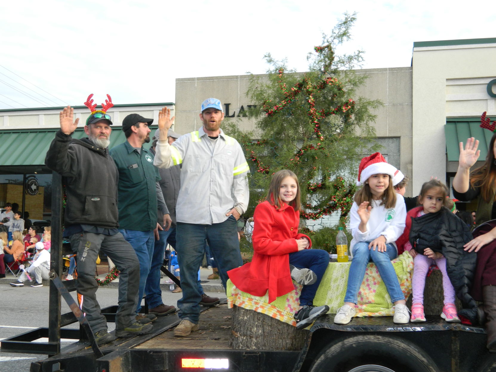 Mooresville Christmas Parade (358).JPG
